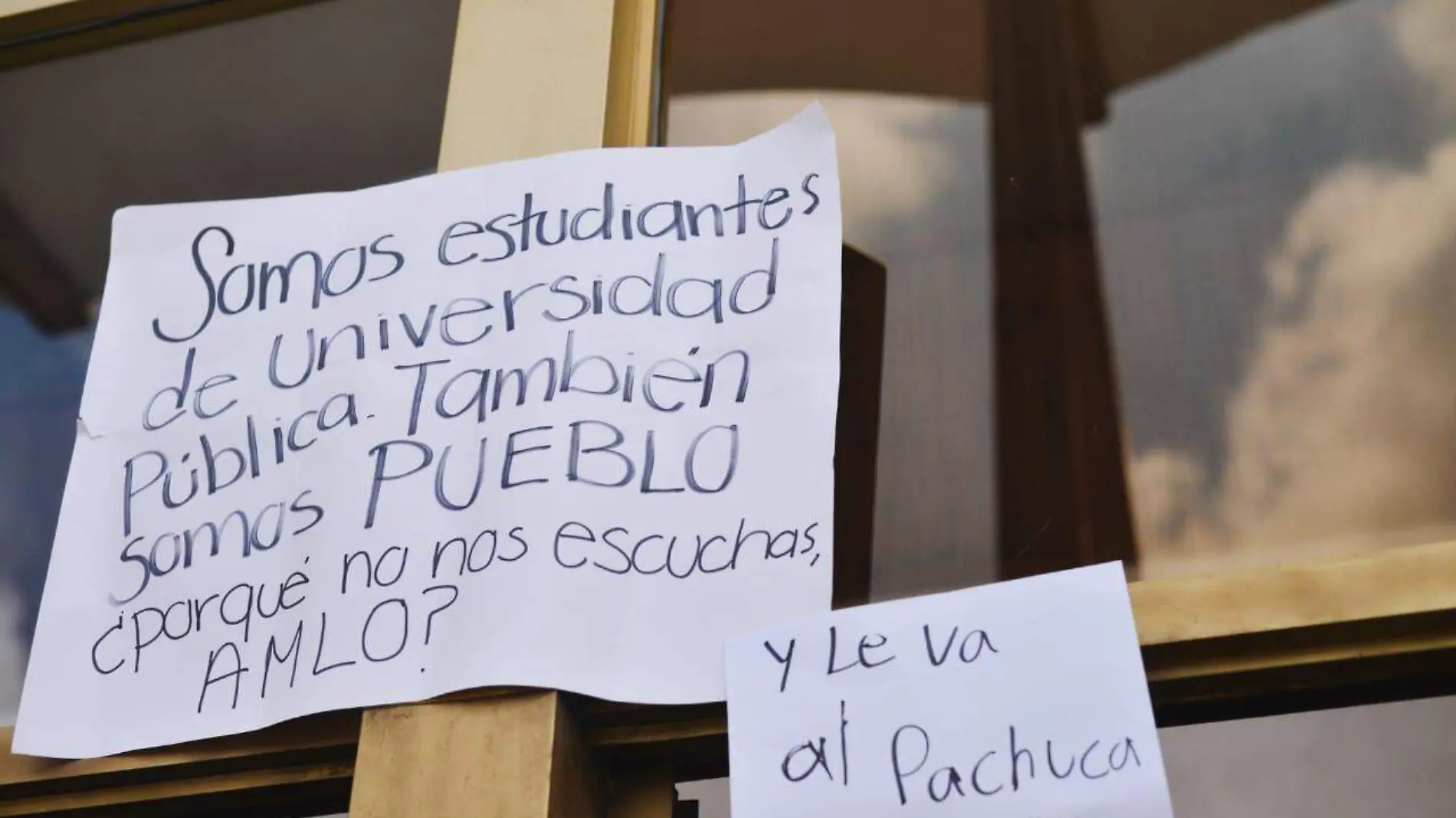 manifestación fac de derecho uaslp (5)